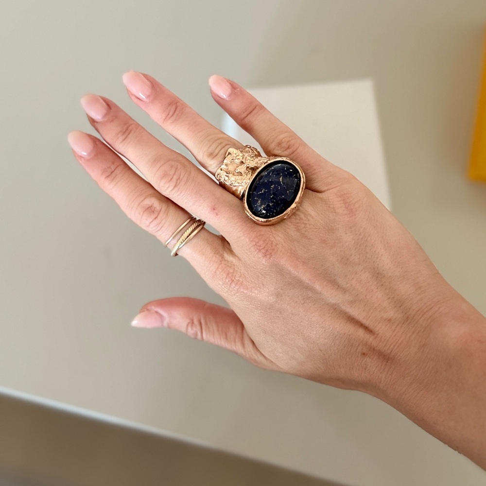 YSL SAINT LAURENT arty ring | Elegant Gold and Blue Stone Ring